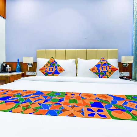 Fabhotel Naivara Boutique Udaipur Exteriör bild