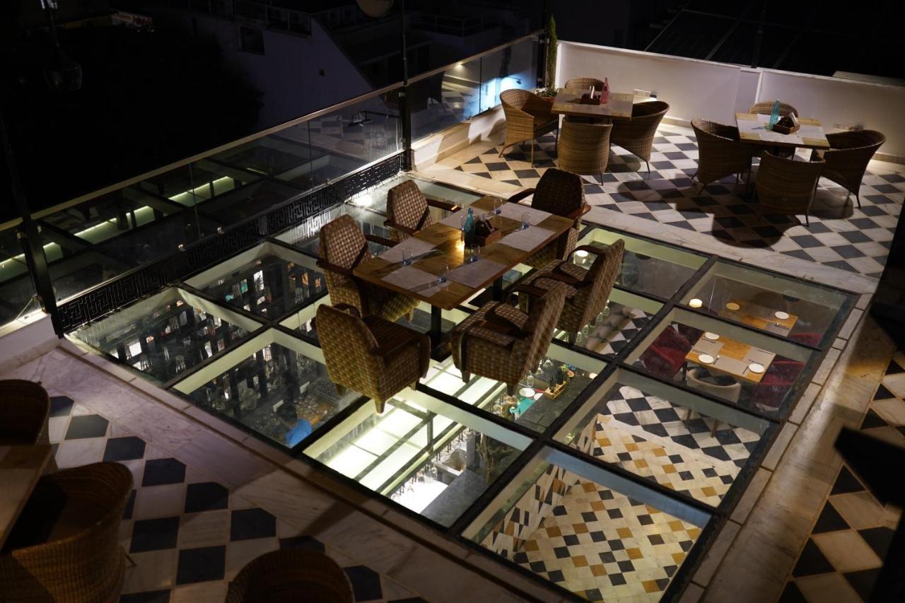 Fabhotel Naivara Boutique Udaipur Exteriör bild