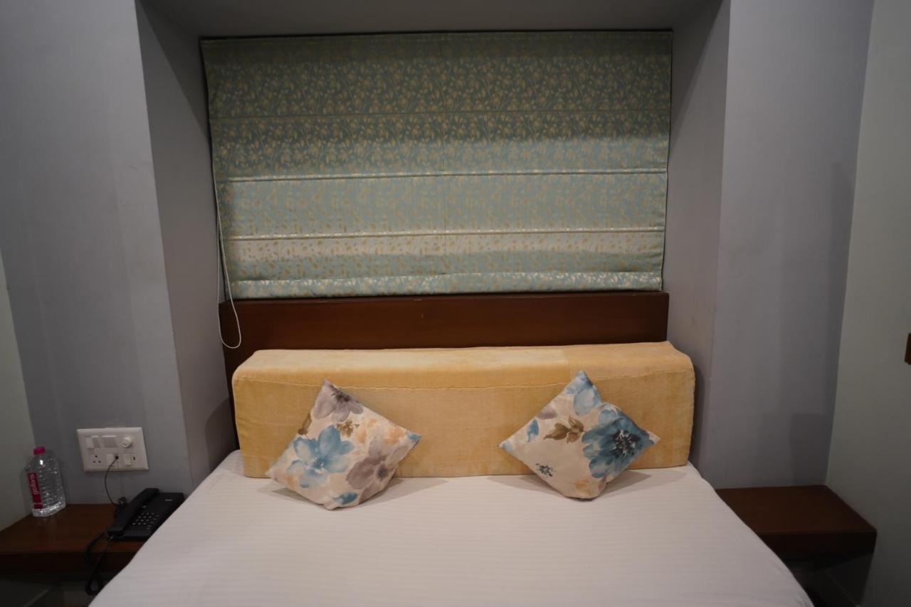 Fabhotel Naivara Boutique Udaipur Exteriör bild