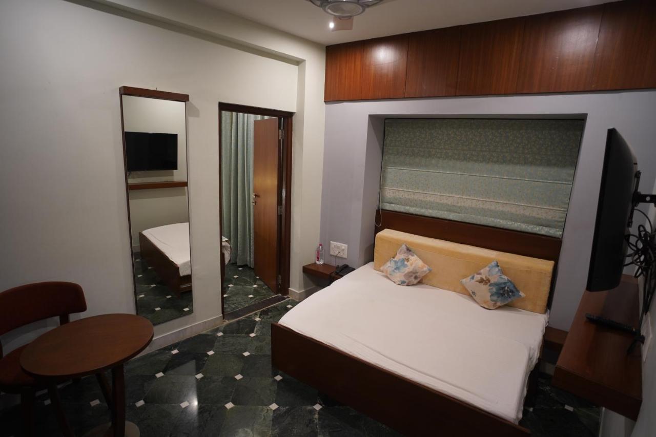 Fabhotel Naivara Boutique Udaipur Exteriör bild
