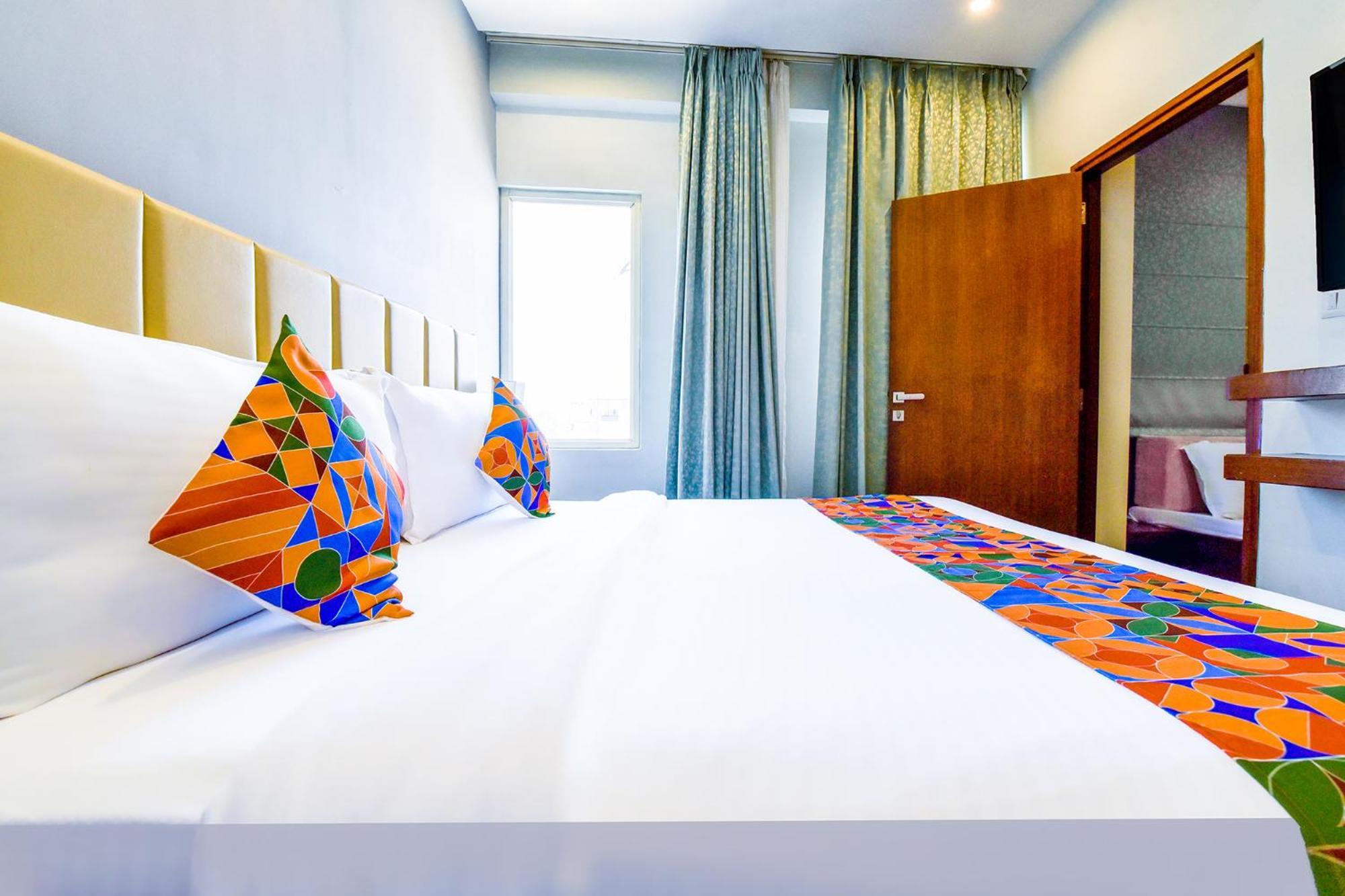 Fabhotel Naivara Boutique Udaipur Exteriör bild